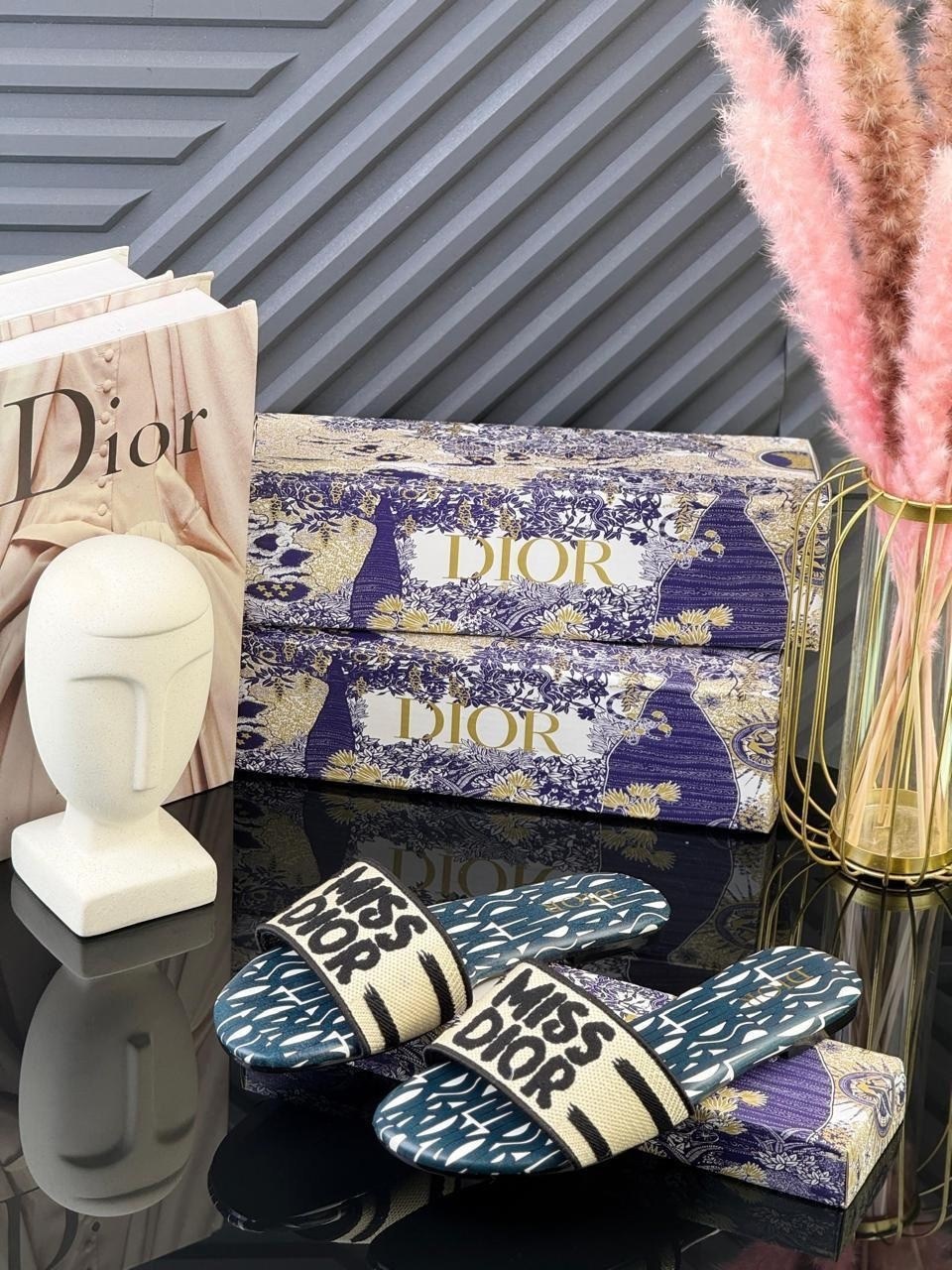 шлепанцы christian dior,женские шлепанцы,шлепки брендовые,шлепанцы женские christian dior,шлепки диор