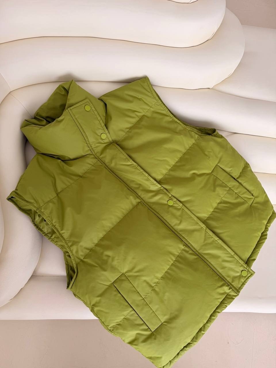 повседневная куртка,модная куртка,жилетка демисезонная,жилет на синтепоне,куртка женская