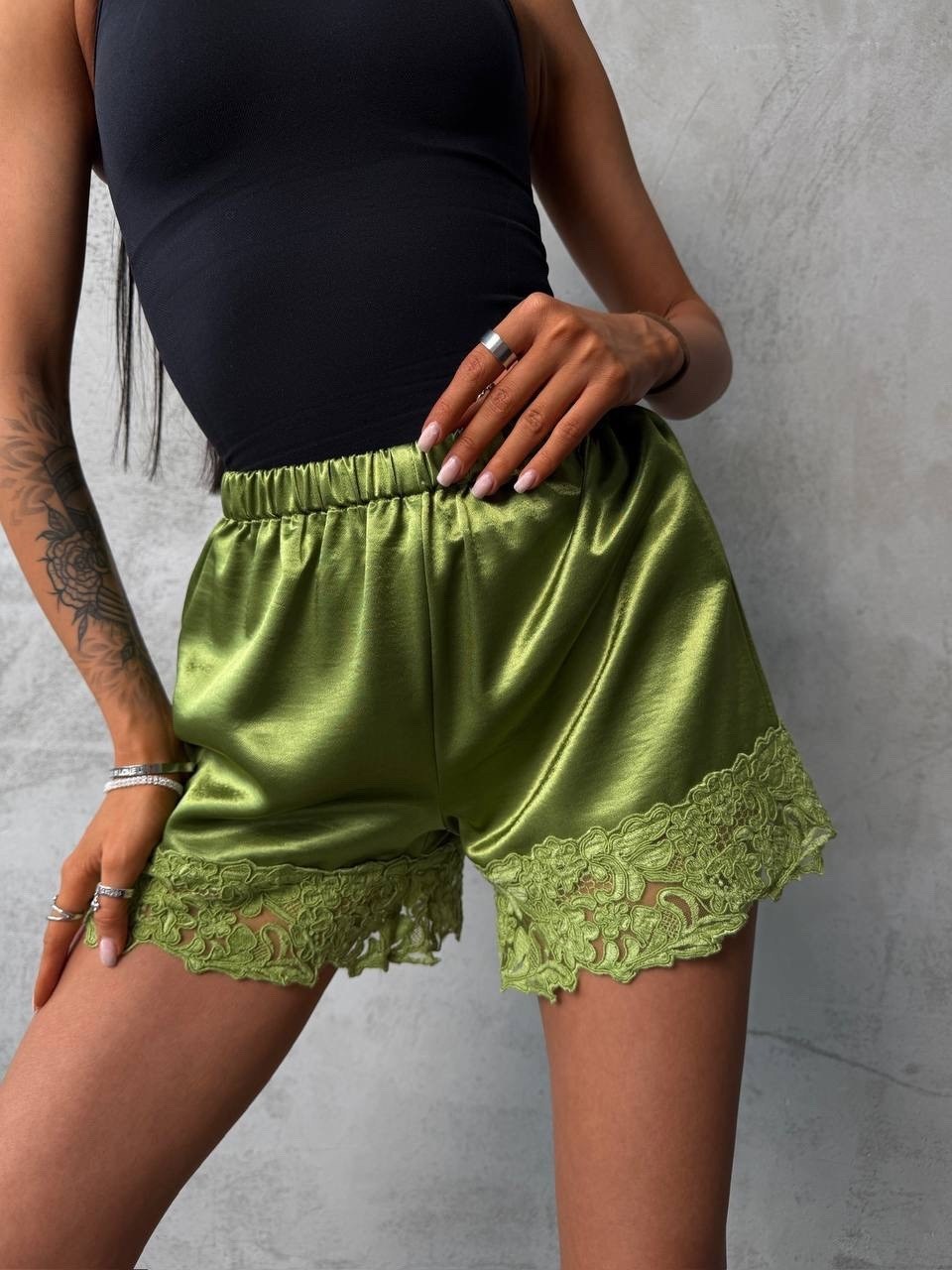 шелковые шорты,шорты с кружевом,кружевные шорты,шорты женские,шорты из шелка