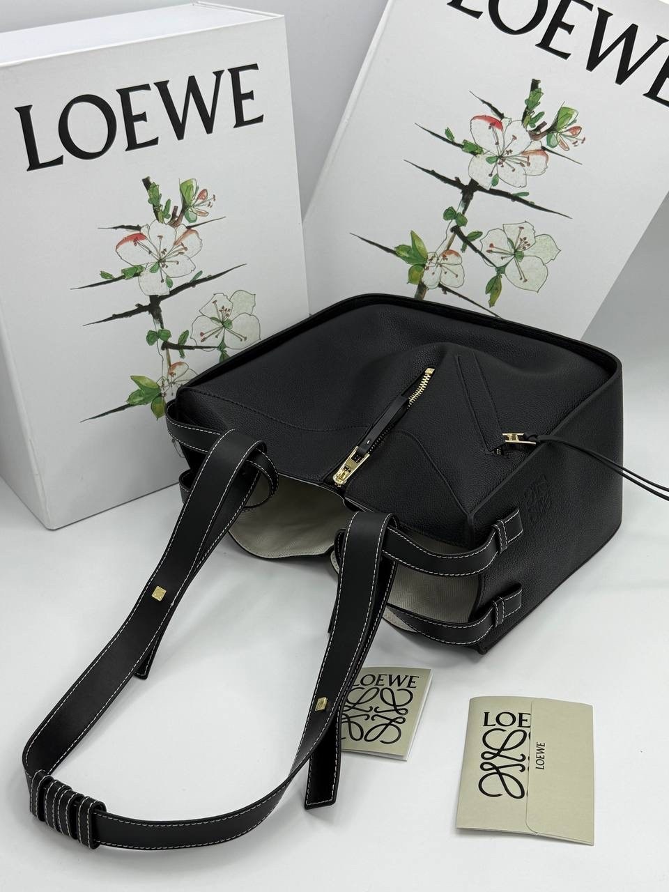loewe сумка,сумка женская loewe,loewe сумка на плечо,сумка loewe puzzle,сумка loewe 2026