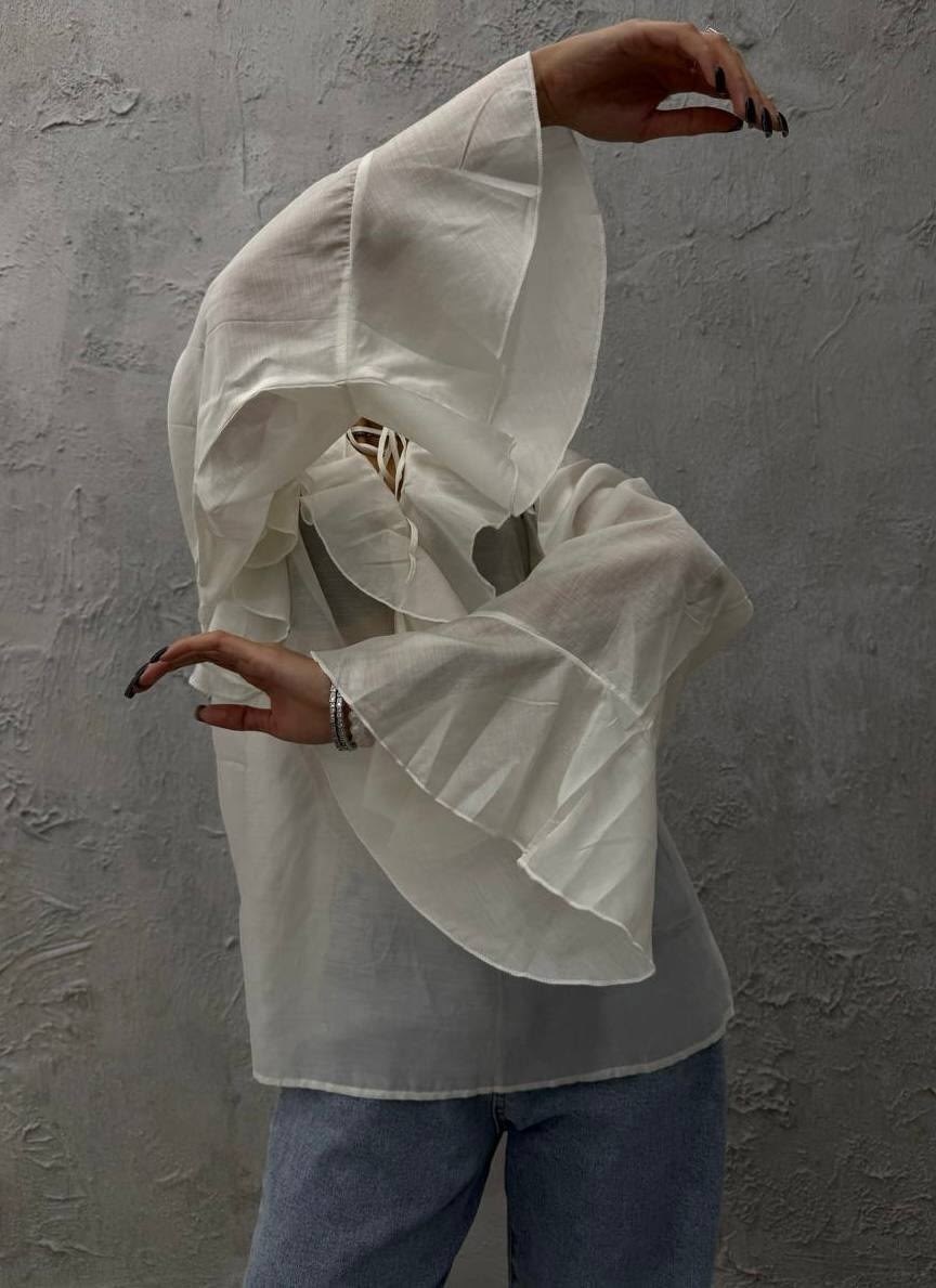 блузка с оборками,блузка с рюшами,женская блузка,блуза кремовый,блузка