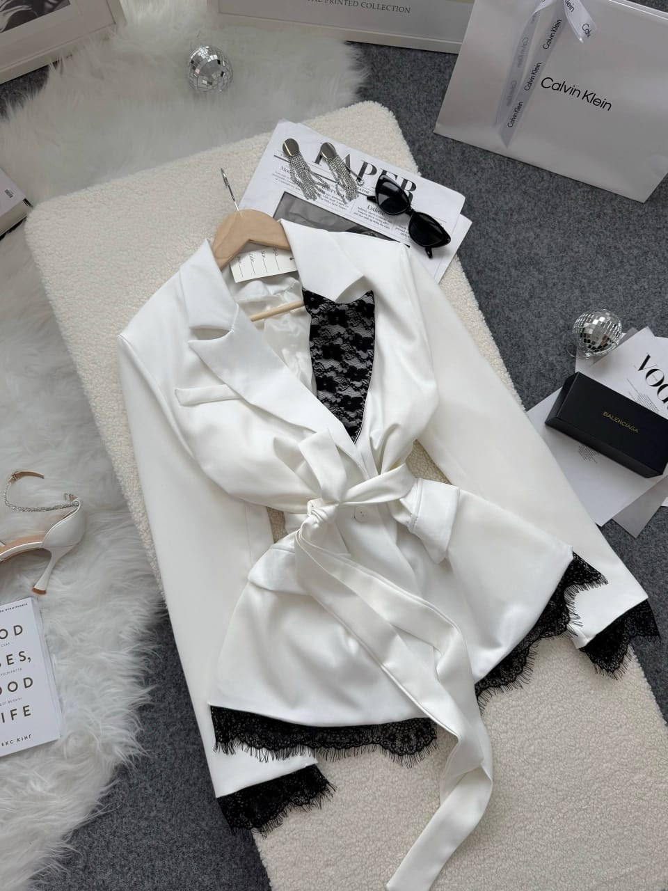 пиджак женский приталенный удлиненный sade,пиджак с поясом,костюм с поясом,женский пиджак с поясом,пиджак женский