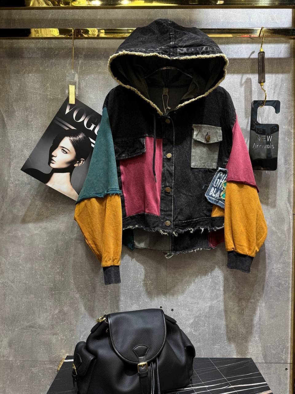 утепленная джинсовая куртка в стиле пэчворк с капюшоном mori kei,куртка джинсовая,утепленная джинсовая куртка в стиле пэчворк с капюшоном,куртка в стиле пэчворк,женская куртка джинсовая