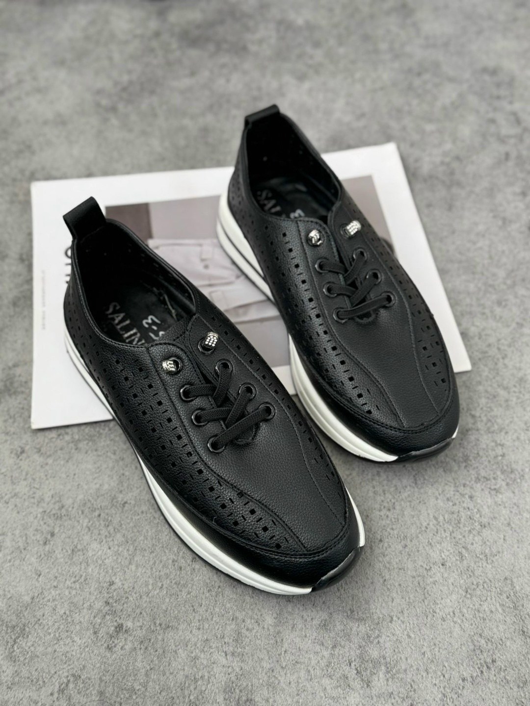 ,кроссовки женскиe,кроссовки балдинини женские,лоферы с перфорацией,кеды с перфорацией женские