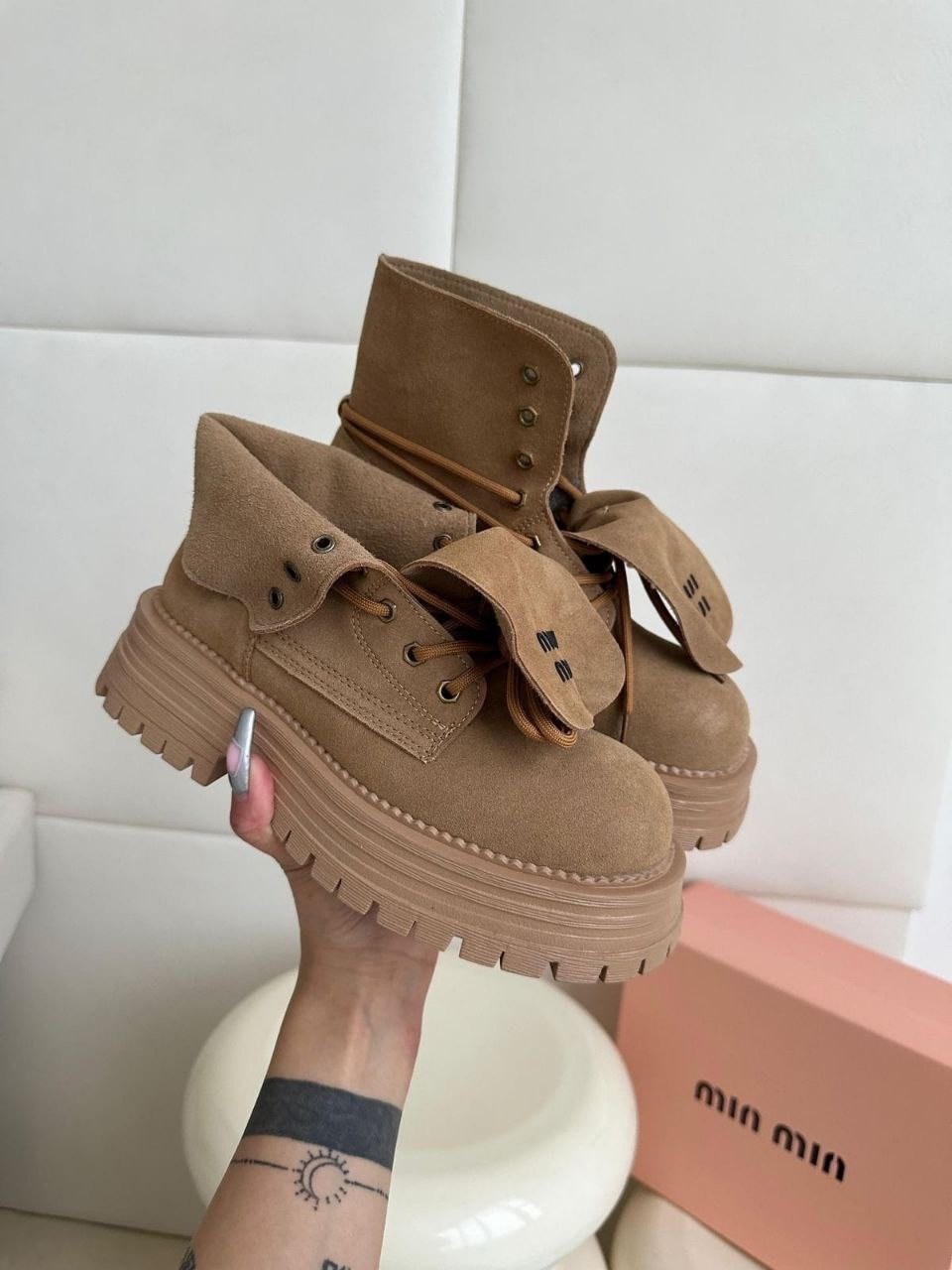 ботинки замшевые miu miu,,ботинки миу миу натуральные замшевые,ботинки миу миу натуральные замшевые miu miu,ботинки miu miu