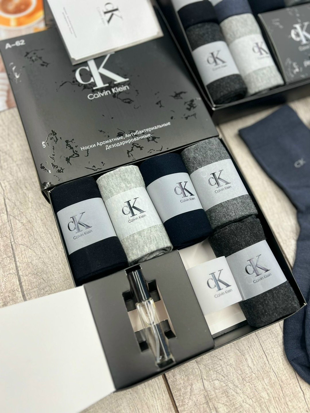 носки кельвин кляйн мужской,подарочный набор трусов для мужчины,набор мужских трусов,носки мужские подарочные,носки мужские