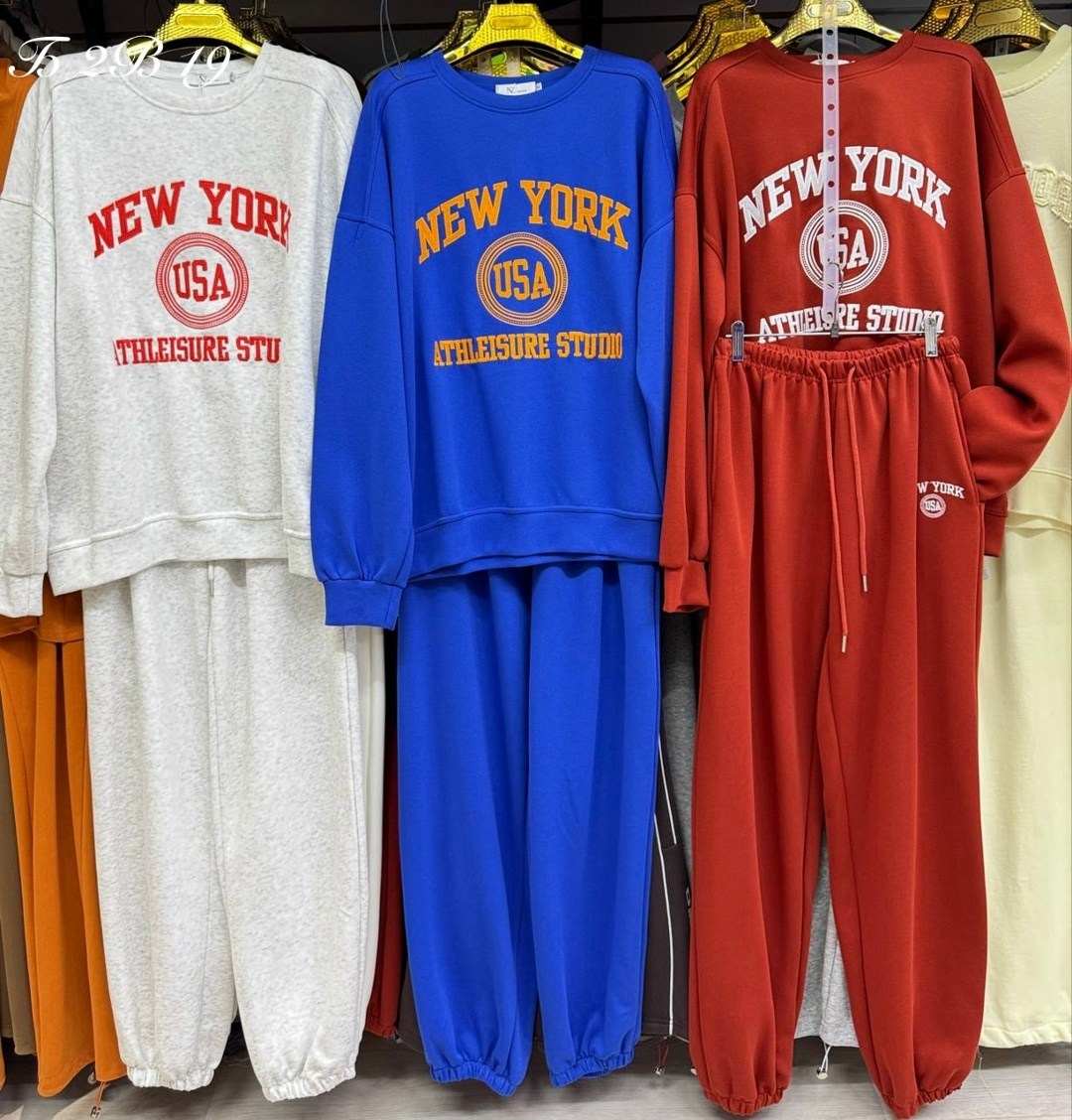 стильные костюмы,женский костюм,костюмы,свитшот и толстовка,женский спортивный костюм