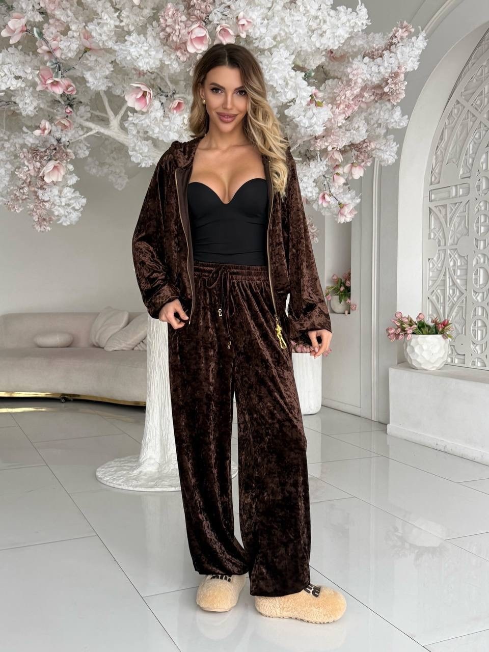 костюм велюровый,бархатный костюм,костюм женский велюровый,костюм женский,костюм спортивный велюровый
