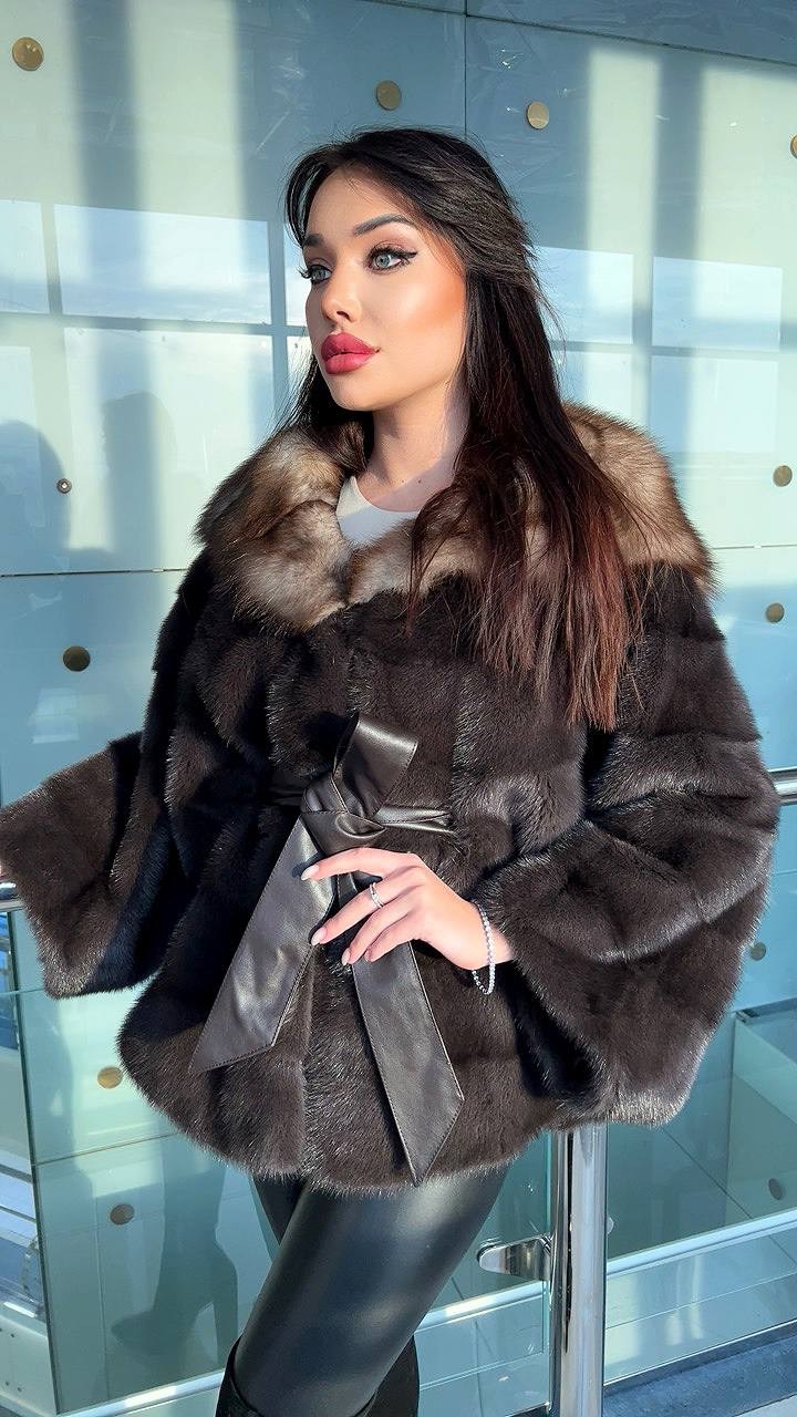 шубка из меха европейской норки с куницей,шуба норковая "летучая мышь" с капюшоном из куницы,шуба норка 2026 летучая мышь,европейский мех,шуба летучая мышь из норки с капюшоном из куницы
