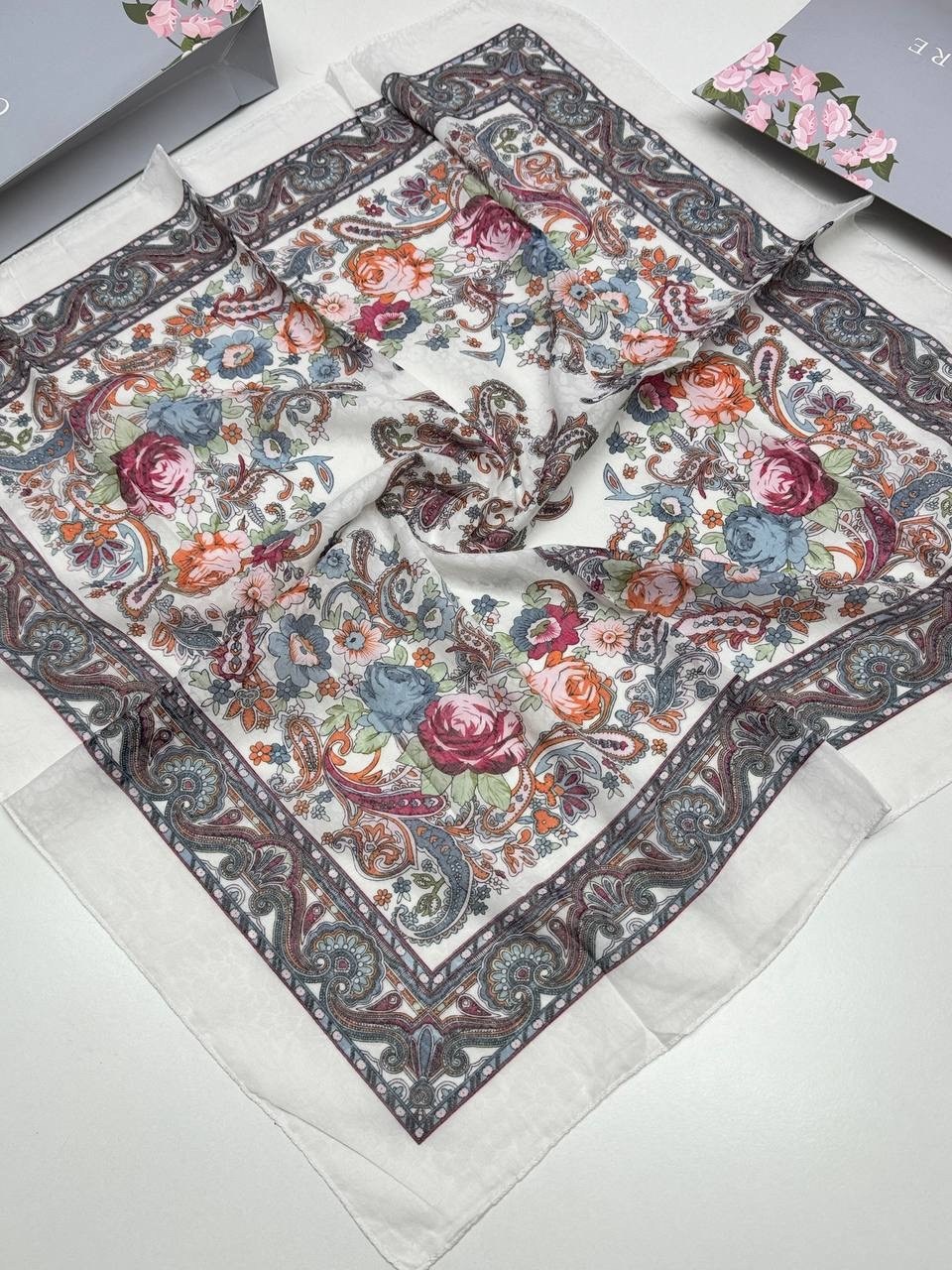 платок женский,платок женский с рисунком,красивый платок,платок,палантин платок