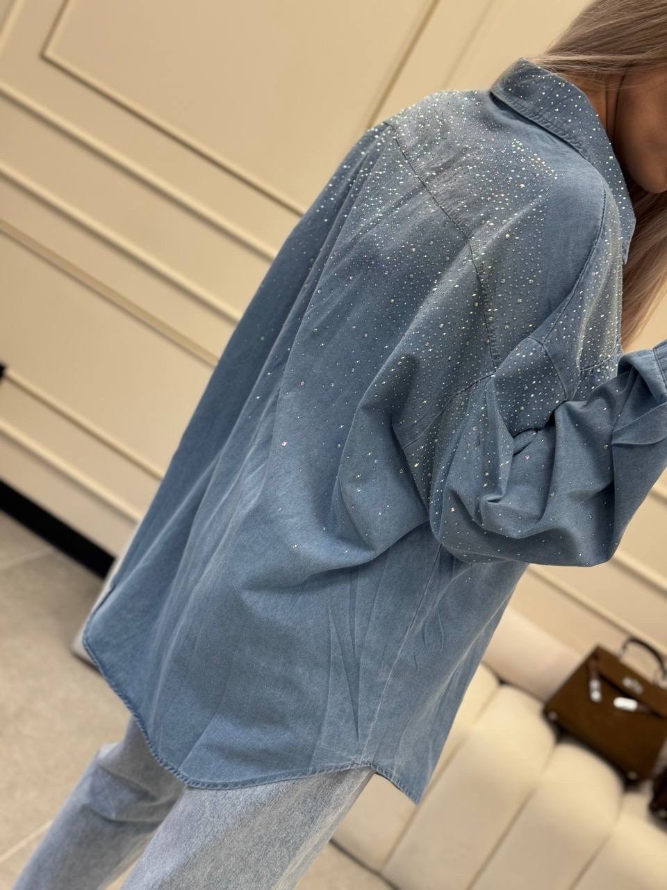 женская джинсовая рубашка,джинсовая блузка,джинсовая рубашка,рубашка со стразами,женская рубашка