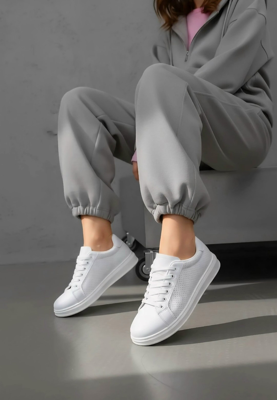 ,женские кроссовки,женские белые кроссовки,кроссовки белая,кеды женски