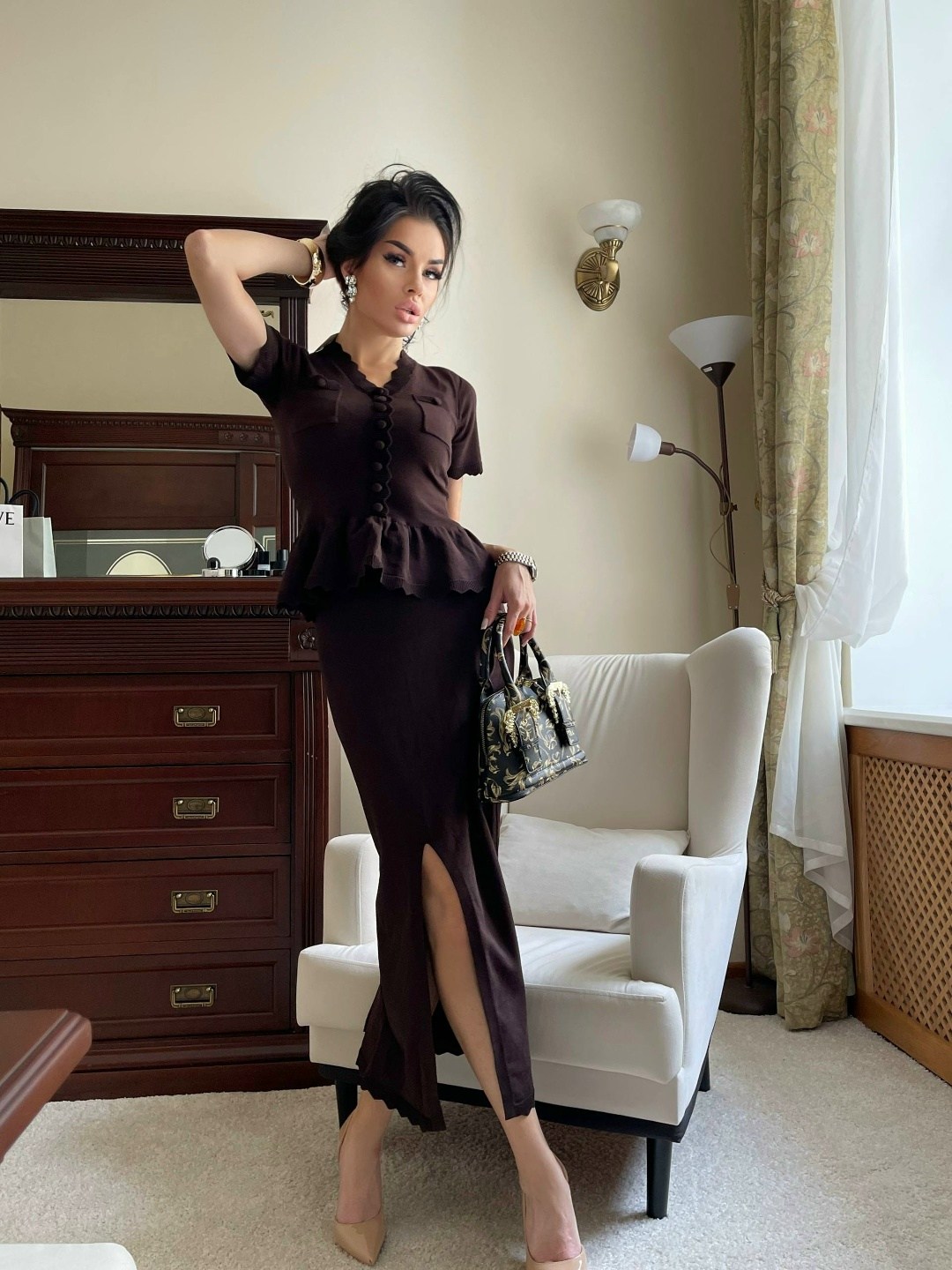 девушка,женщина,женщина красивая,красива девушка,трикотажные костюмы