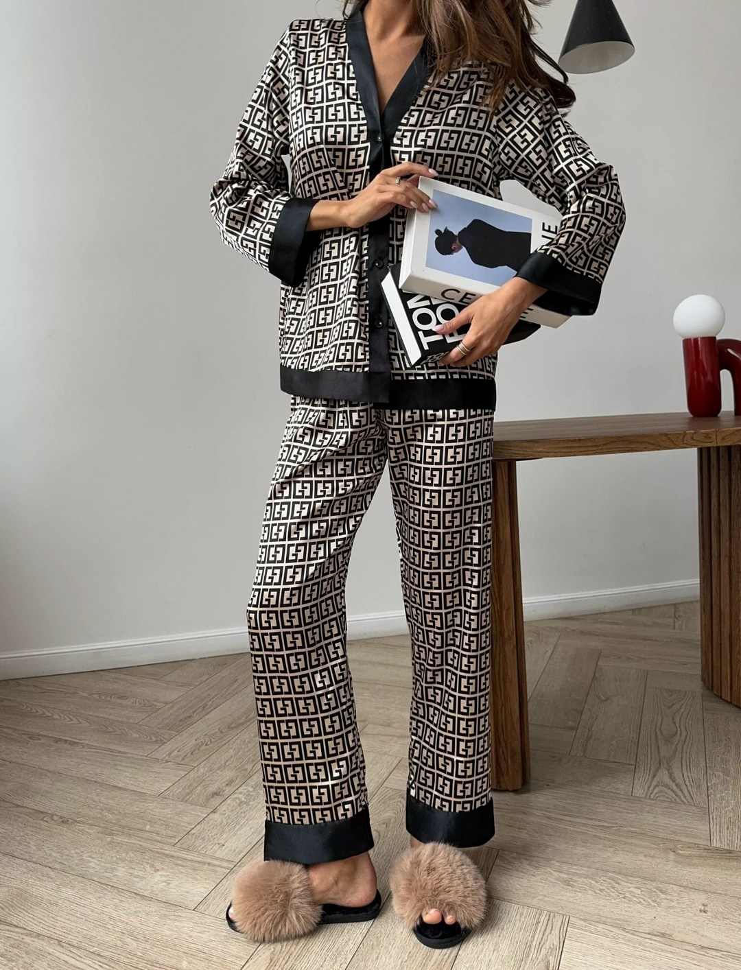 пижама шелковая фенди,женская пижама,комплект пижама,пижама для женщин,пижама