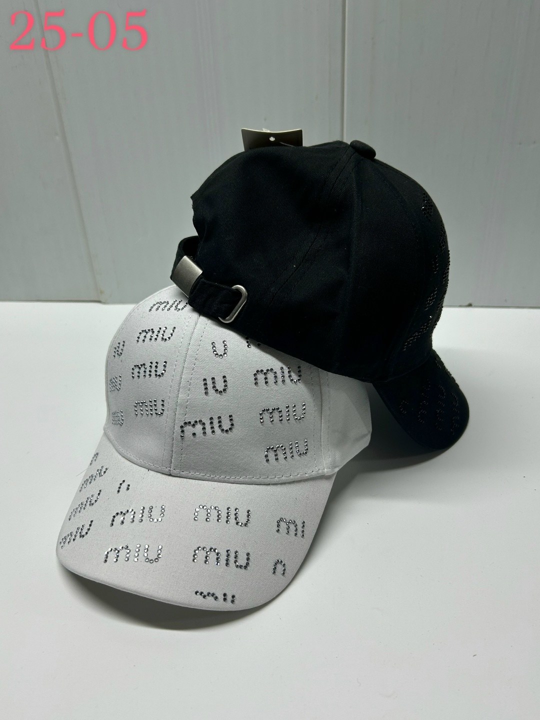 женская бейсболка,бейсболка miu miu,кепка женская,кепка,кепка для девочек