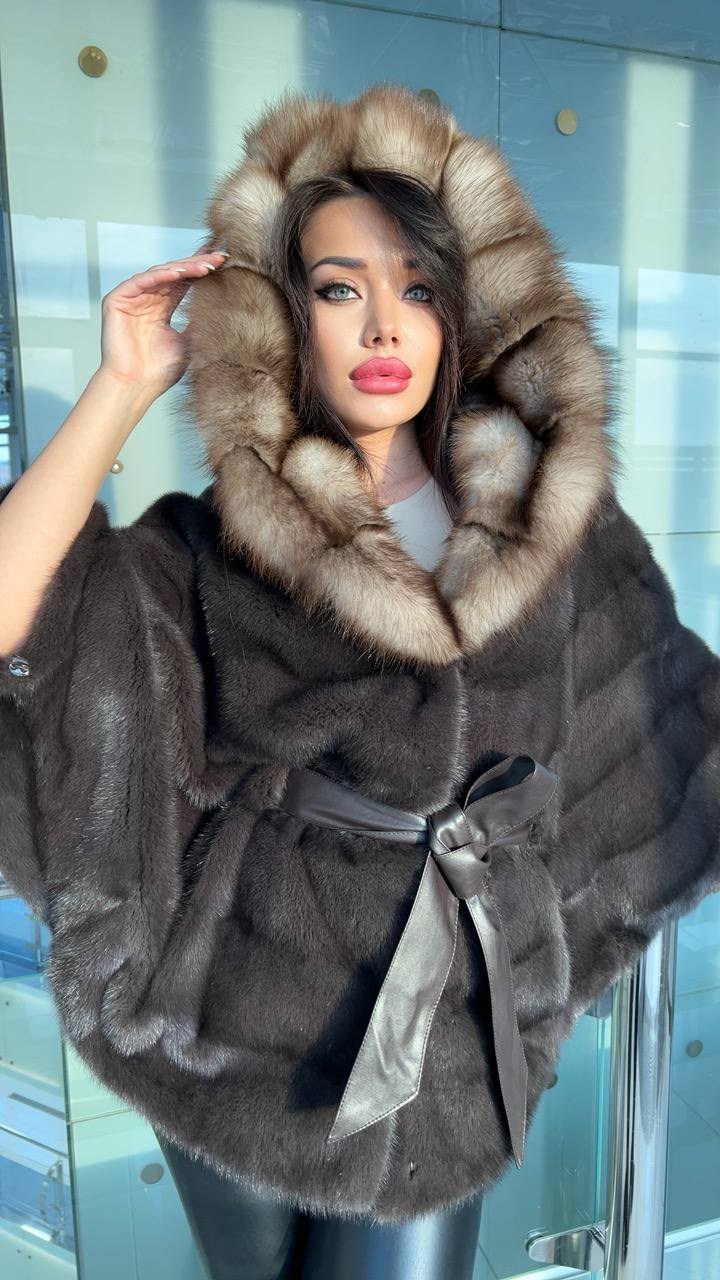 шубка из меха европейской норки с куницей,шуба норковая "летучая мышь" с капюшоном из куницы,шуба норка 2026 летучая мышь,европейский мех,шуба летучая мышь из норки с капюшоном из куницы