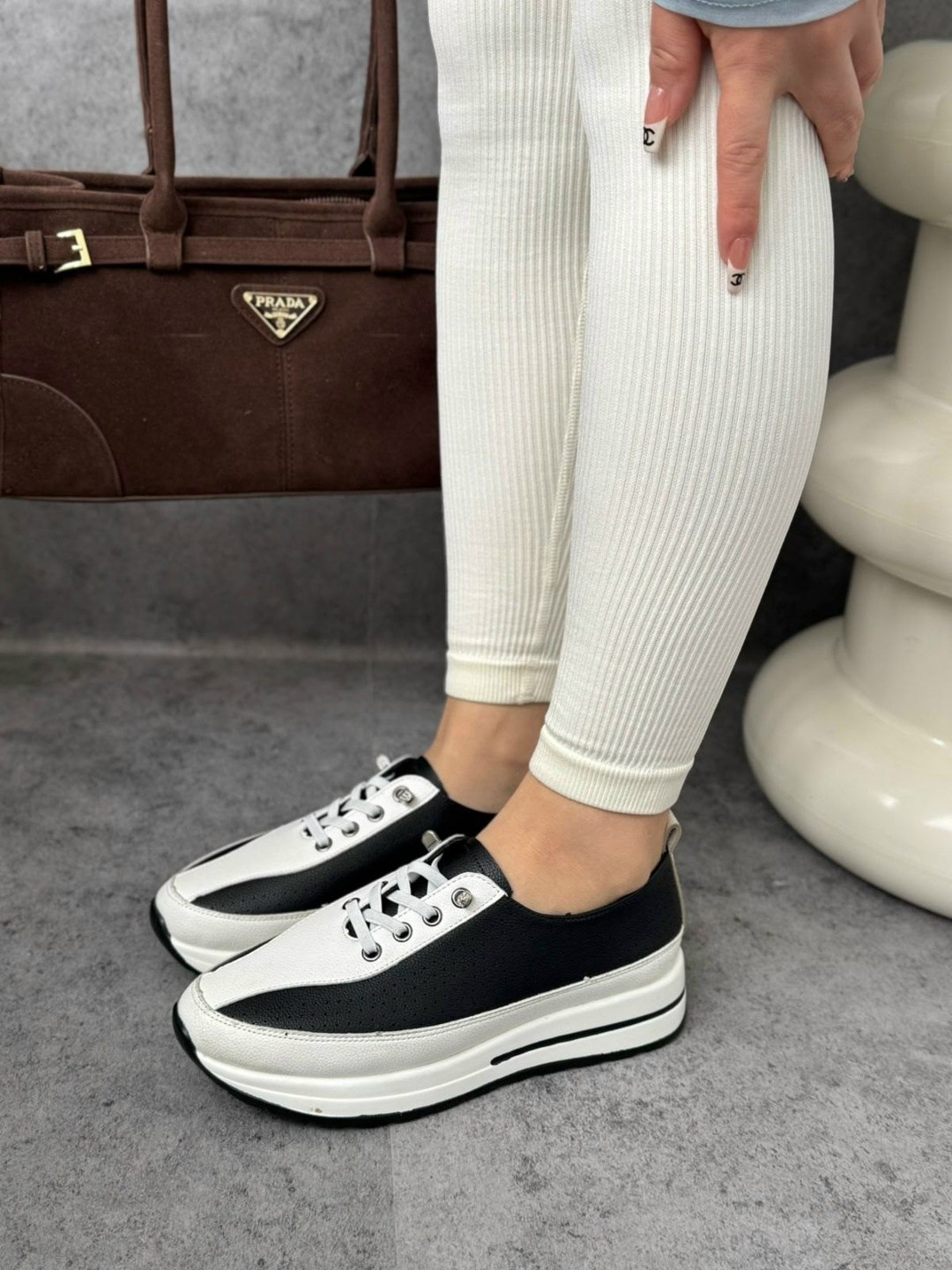 ,кроссовки женскиe,кроссовки chanel женские,chanel кроссовки,кеды chanel premium shoes цвет черный