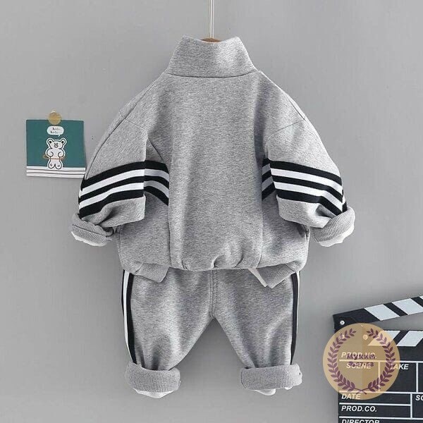 cпортивный костюм для мальчика,спортивные костюмы для детей,детские спортивные костюмы,комплект одежды для мальчика,костюм комплекты