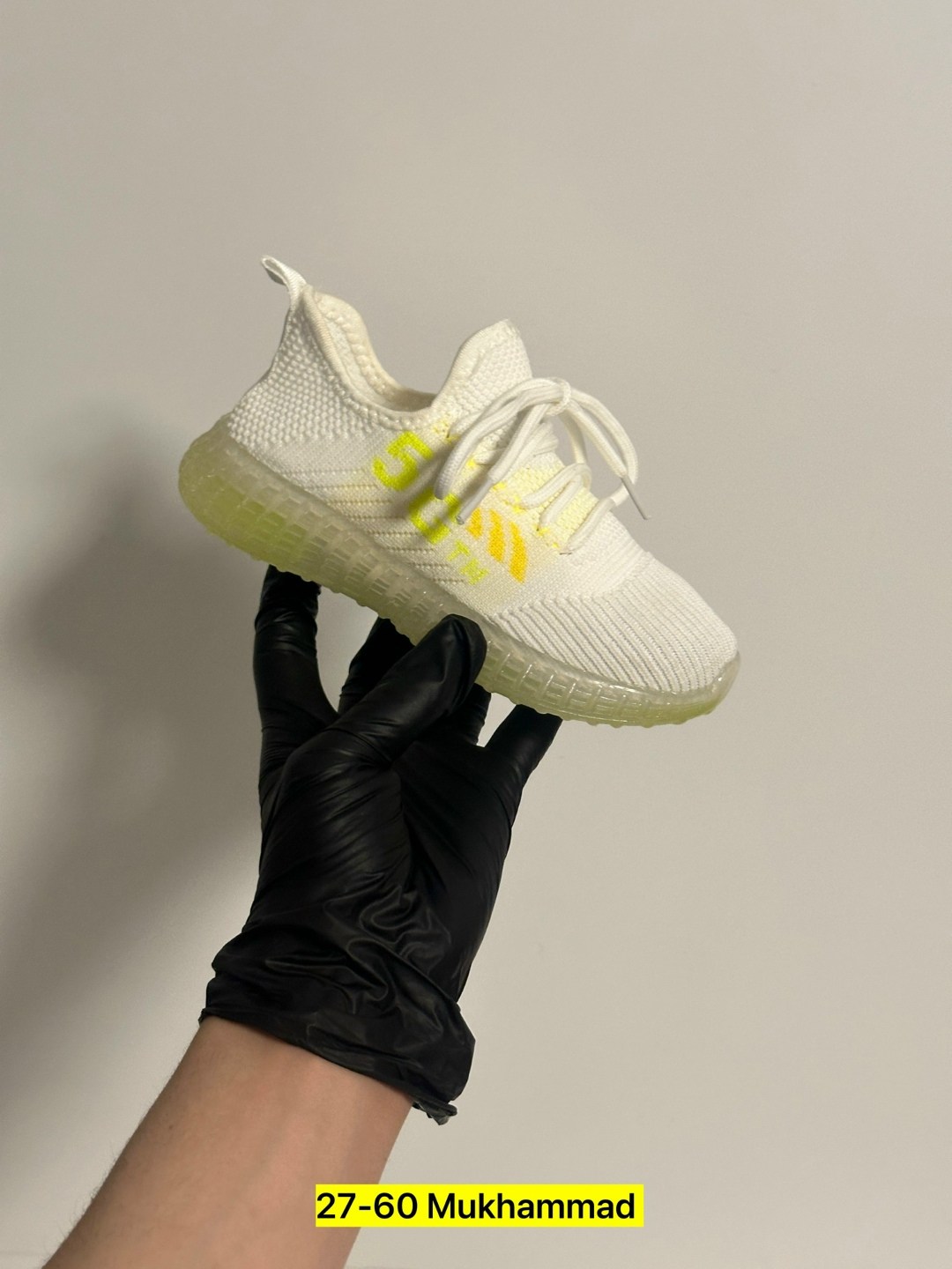 кроссовки,женские кроссовки,удобные кроссовки,кроссовки изики,кроссовки весенние