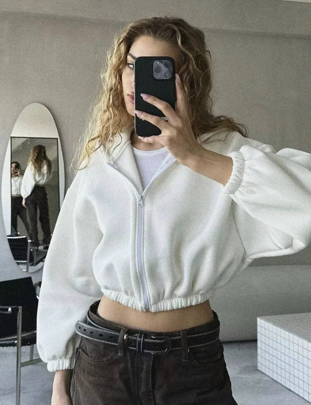 зип худи укороченное оверсайз с начесом на молнии,зип худи укороченная кофта на молнии с начесом y2k,свитшот женская,женская толстовка,толстовка женская телодвижения tolszpcrtdg1 белая