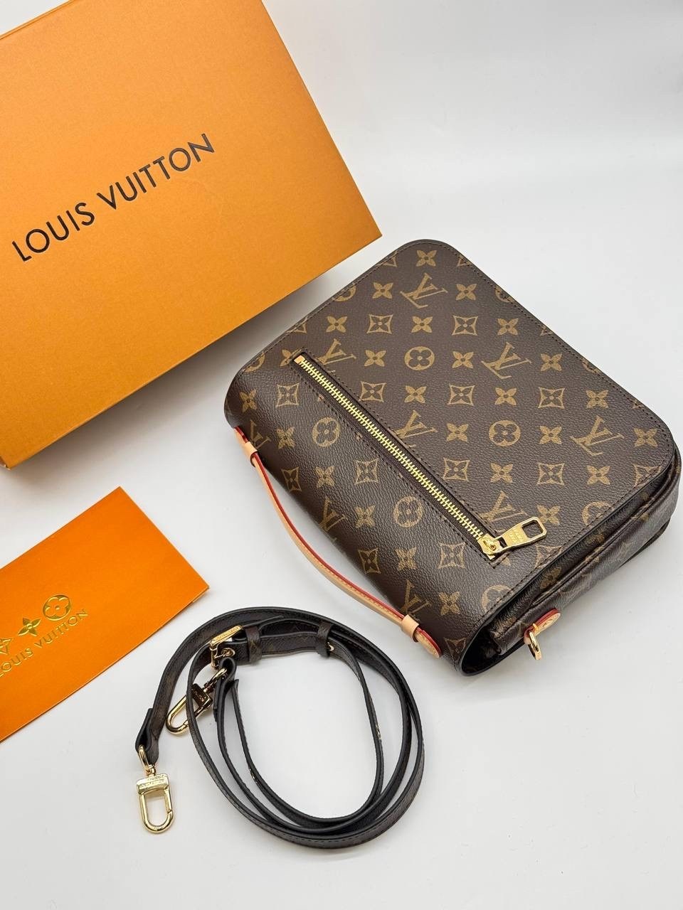 сумка louis vuitton pochette metis,сумка женская louis vuitton,сумка louis vuitton,сумка луи виттон,louis vuitton сумка на плечо