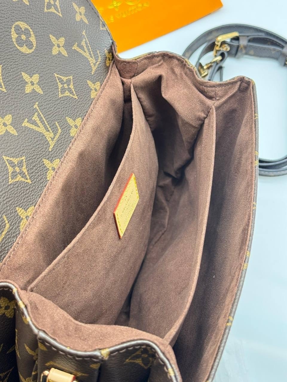 сумка louis vuitton pochette metis,сумка женская louis vuitton,сумка louis vuitton,сумка луи виттон,louis vuitton сумка на плечо