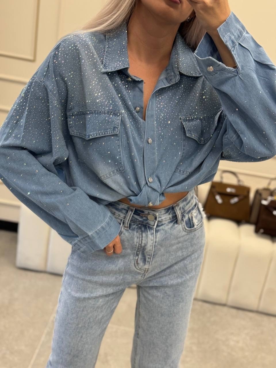 женская джинсовая рубашка,джинсовая блузка,джинсовая рубашка,рубашка со стразами,женская рубашка