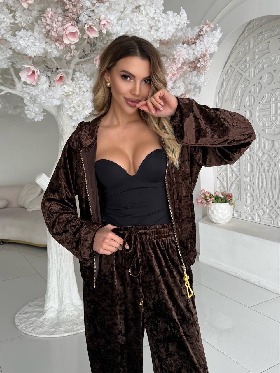 костюм велюровый,бархатный костюм,костюм женский велюровый,костюм женский,костюм спортивный велюровый