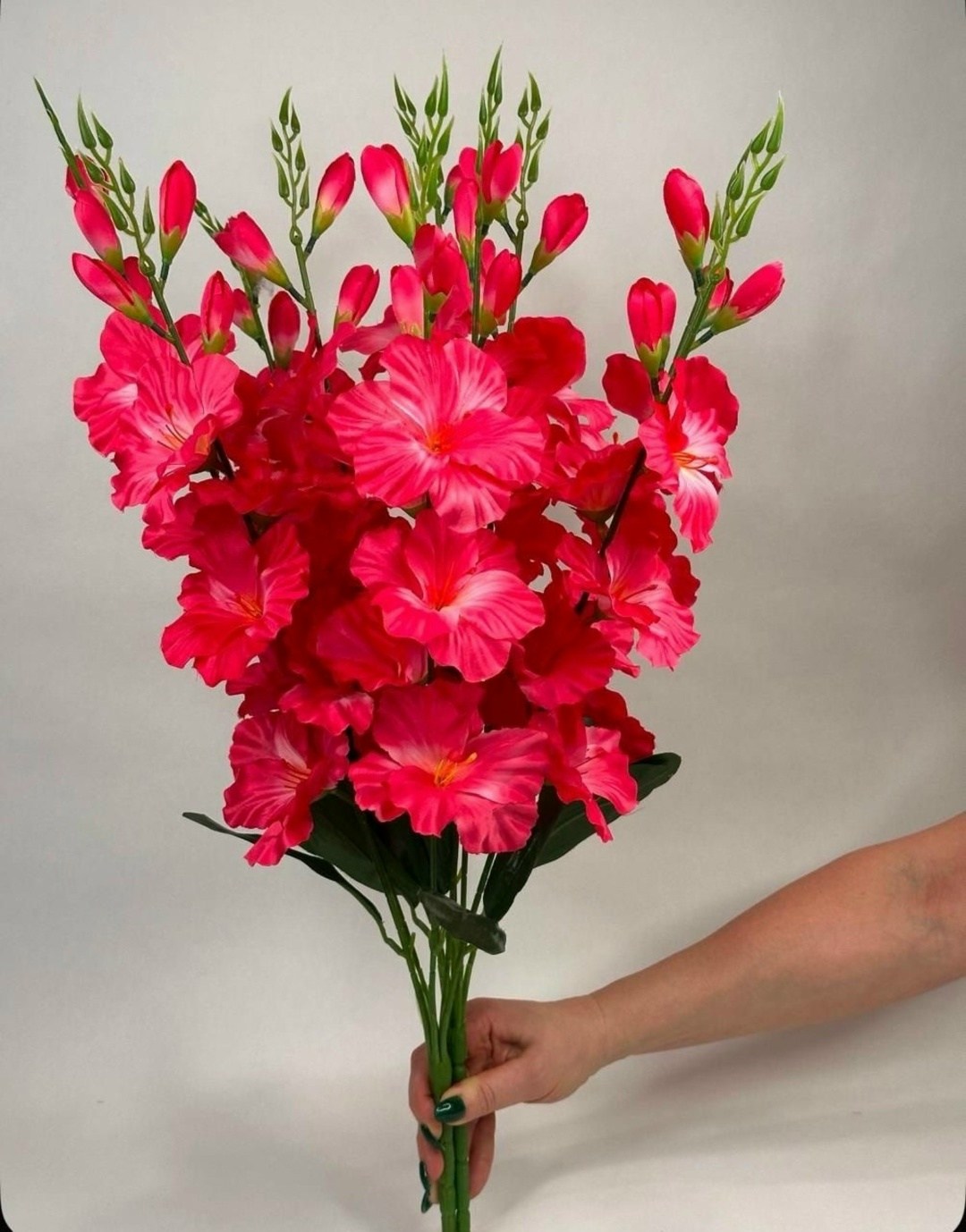 искусственные гладиолус,искусственные цветы гладиолусы,букет искусственных гладиолусов,искусственные гладиолусы для декора,искусственные цветы гладиолусы для декора