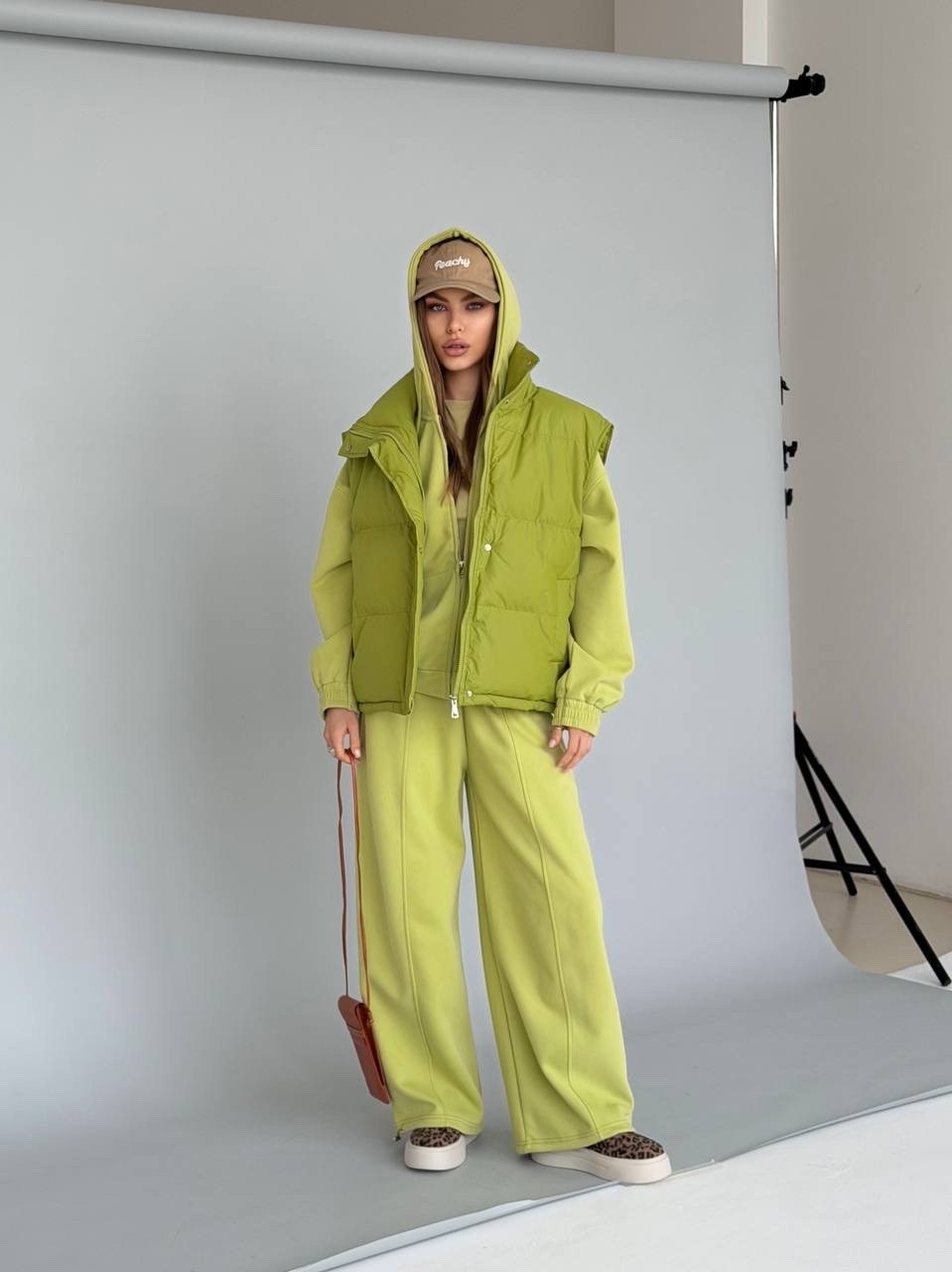 повседневная куртка,модная куртка,жилетка демисезонная,жилет на синтепоне,куртка женская