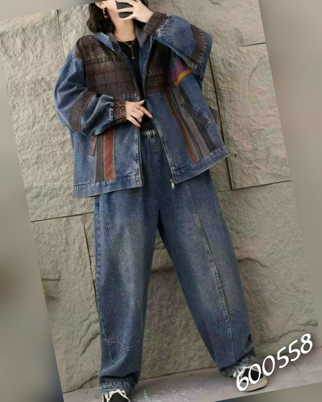 женский джинсовый костюм,джинсовая куртка,джинсовые костюмы,женская джинсовая куртка,женская джинсовая куртка с большими карманами