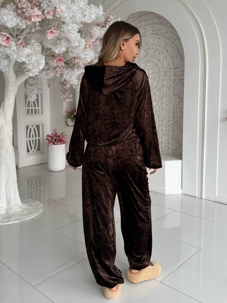 костюм велюровый,бархатный костюм,костюм женский велюровый,костюм женский,костюм спортивный велюровый