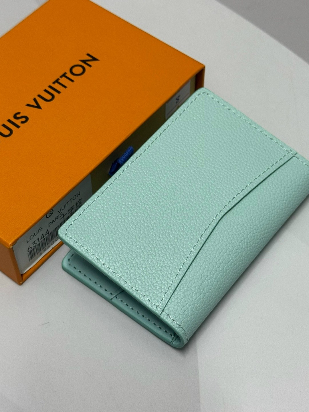 картхолдер louis vuitton,кошелек louis vuitton,обложка для паспорта louis vuitton,картхолдер луи виттон,мужские кошельки