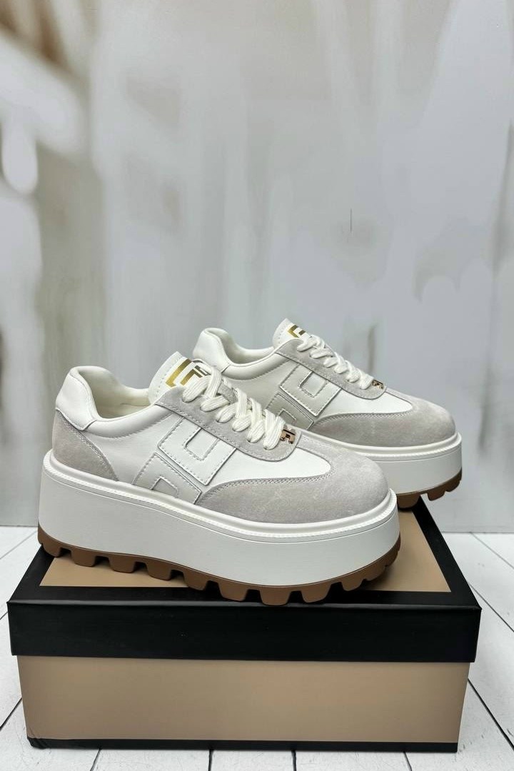 ,кроссовки женскиe, женская,модели обуви,кроссовки