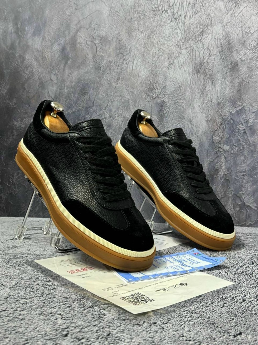 ,кроссовки loro piana,кеды loro piana,женские кроссовки из замши loro piana черные,кеды классические