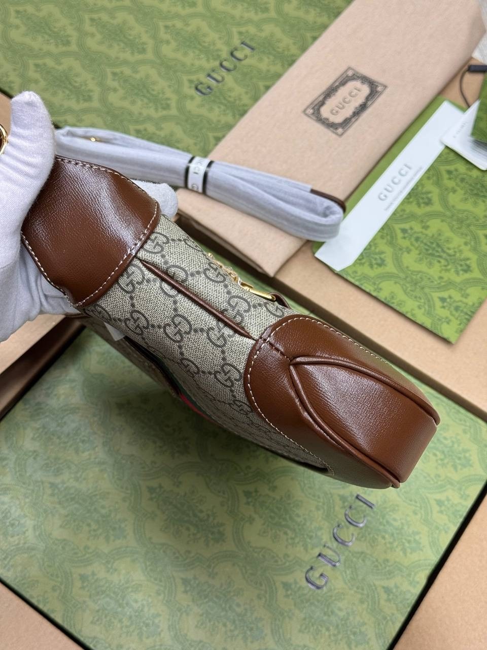 сумка женская gucci,сумка gucci,сумка gucci jackie,gucci сумка на плечо,сумка гуччи