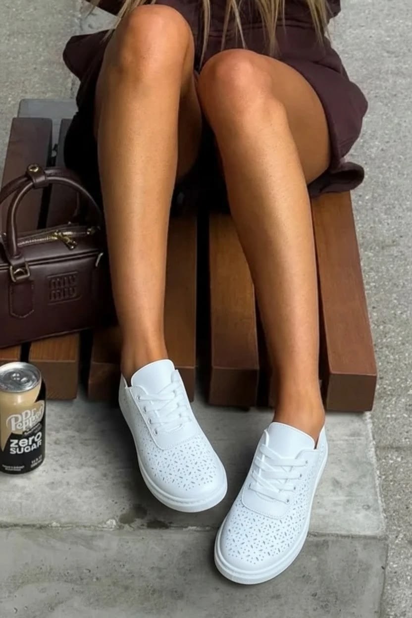 ,кеды женски,женские кеды,кроссовки белые с перфорацией женские,слипоны с перфорацией женские