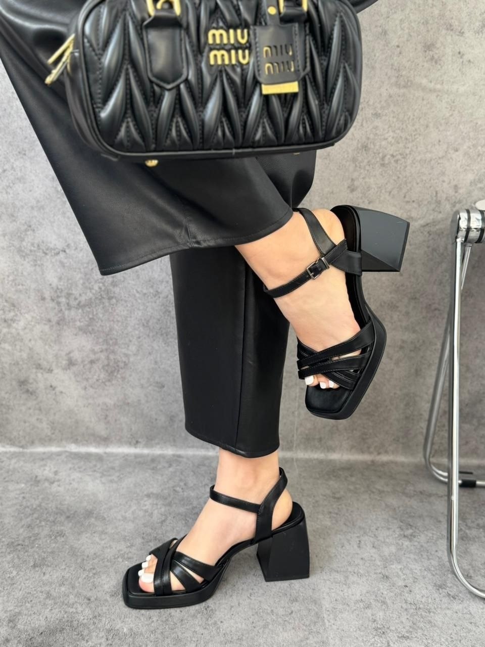 босоножки женские,босоножки на каблуках,босоножки сплошной каблук,модные босоножки,босоножки на высоком