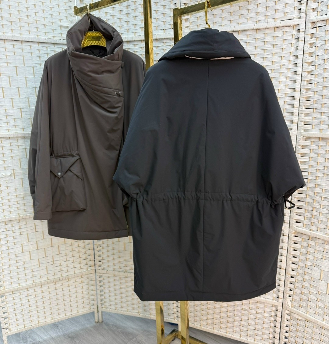 куртка оверсайз,куртка весенняя оверсайз с капюшоном mon fashion,зимняя куртка оверсайз с капюшоном пуховик rz wear,куртка женская,зимняя женская куртка модная с капюшоном черного цвета