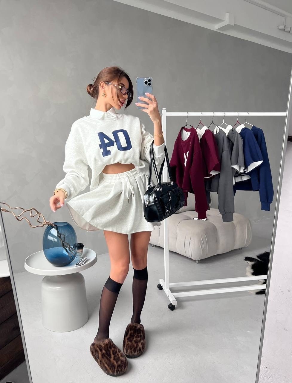 стильные костюмы,костюм с юбкой,женский костюм,костюм свитшот и шорты,свитшот с шортами