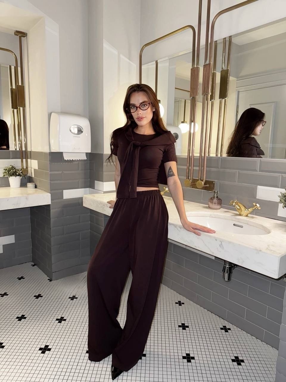 костюм женский,стильная одежда,хит кепка 2026 женский,мода одежда