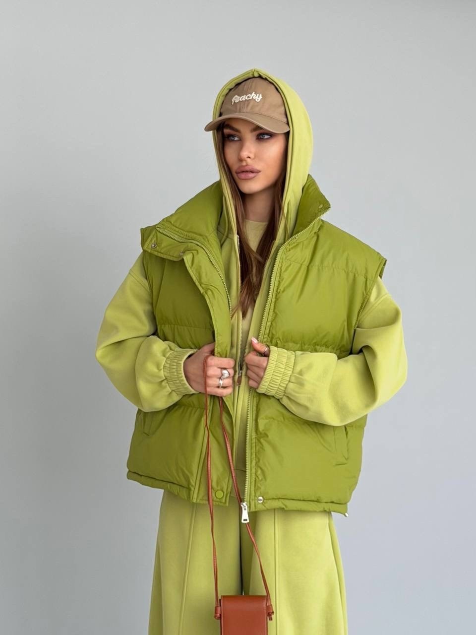 повседневная куртка,модная куртка,жилетка демисезонная,жилет на синтепоне,куртка женская