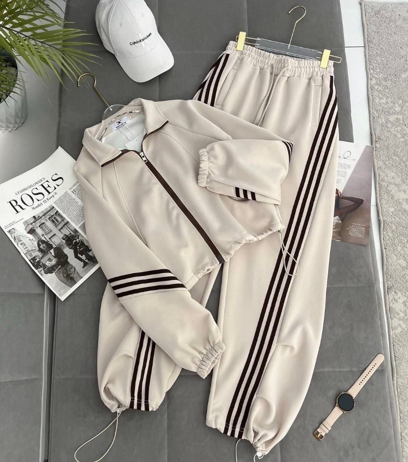 комплект одежды adidas sportswear,спортивный костюм,спортивный костюм женский,костюм женский,новый костюм