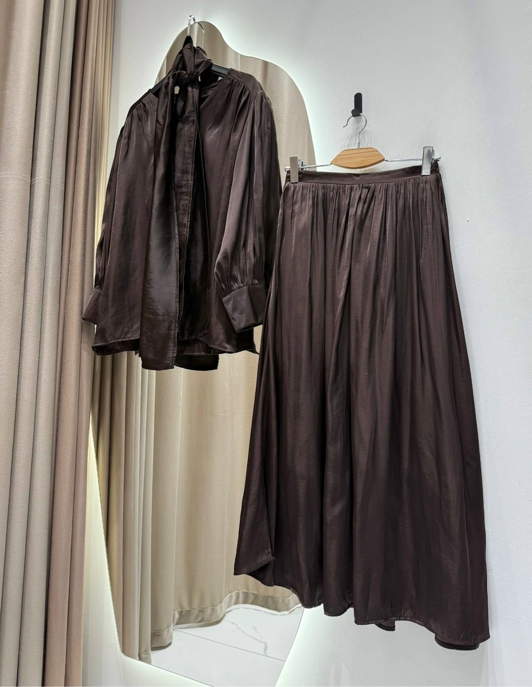 шелковые брюки,атласные брюки,брюки широкие,костюм женский,брюки женские широкие