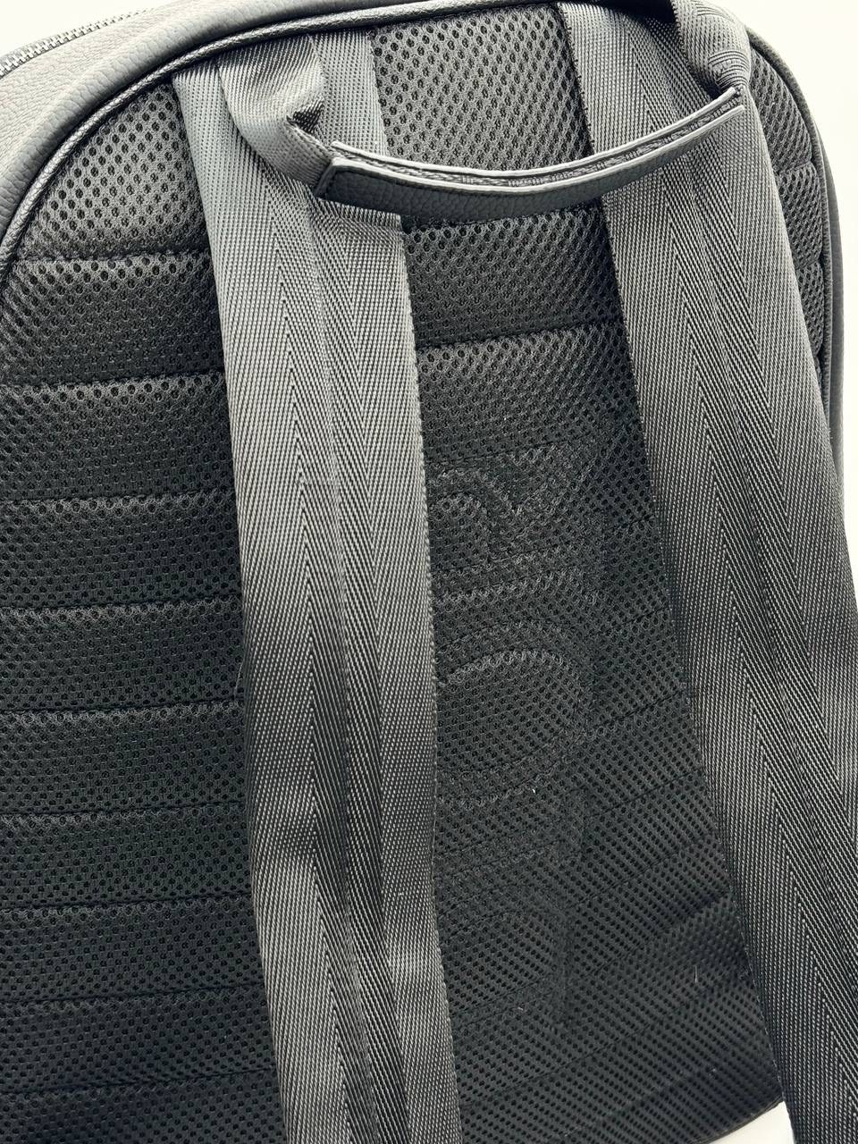 рюкзак dior,рюкзак кристиан диор,кожаные рюкзаки,рюкзак,женские рюкзаки