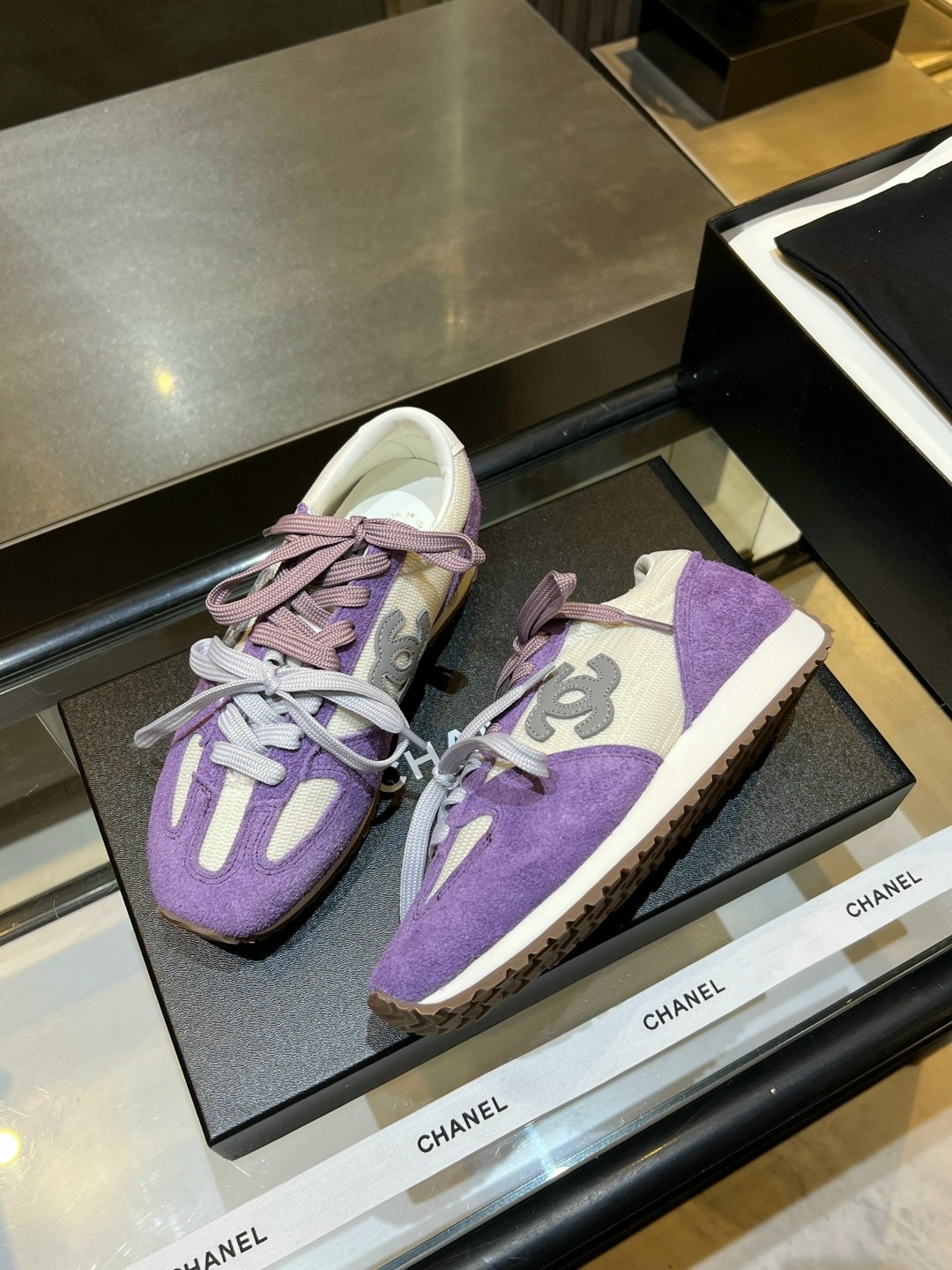 ,кроссовки chanel,кроссовки женские chanel,кроссовки шанель женские,кроссовки шанель голубые