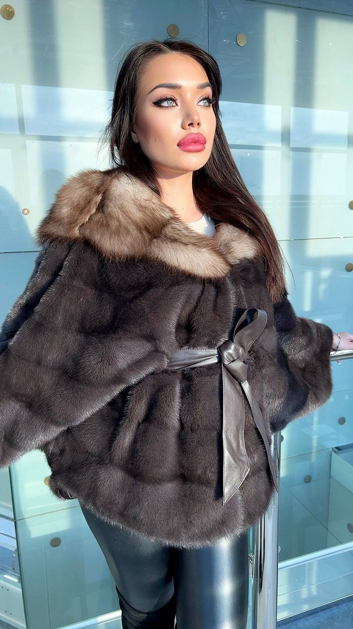 шубка из меха европейской норки с куницей,шуба норковая "летучая мышь" с капюшоном из куницы,шуба норка 2026 летучая мышь,европейский мех,шуба летучая мышь из норки с капюшоном из куницы