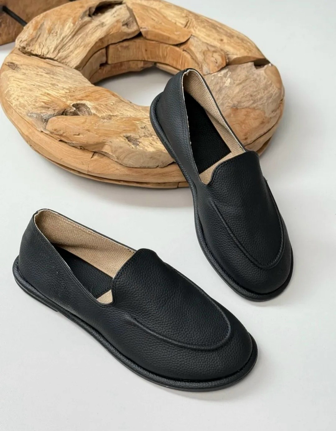 ,кожаные лоферы,женские кожаные лоферы,мокасины кожаные,черные лоферы