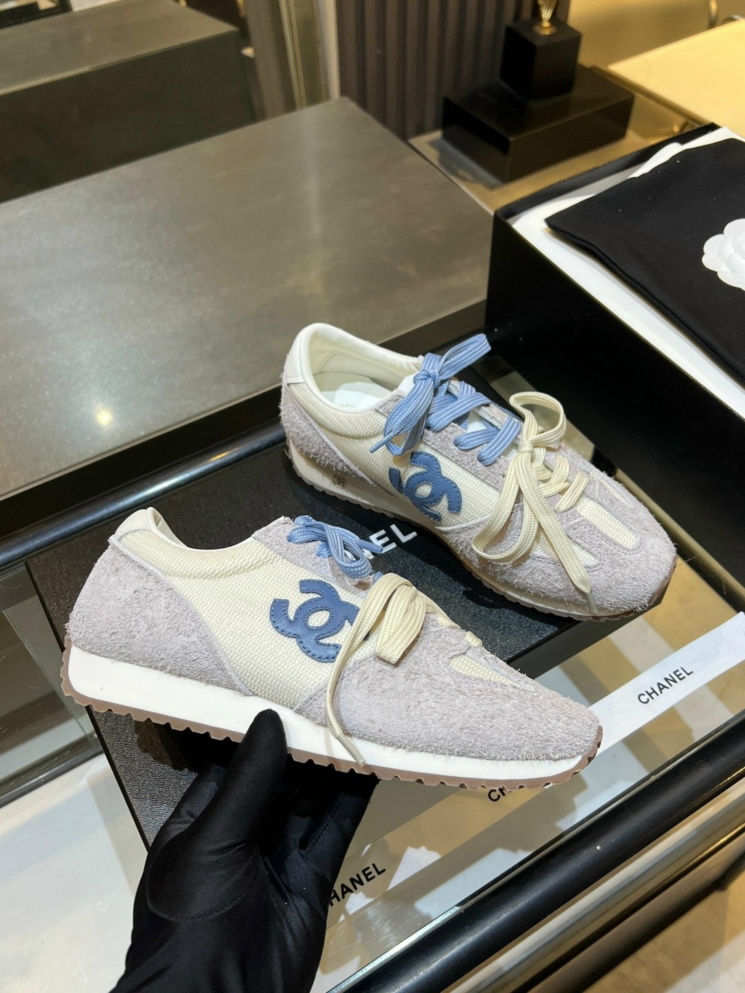 ,кроссовки chanel,кроссовки женские chanel,кроссовки шанель женские,кроссовки шанель голубые