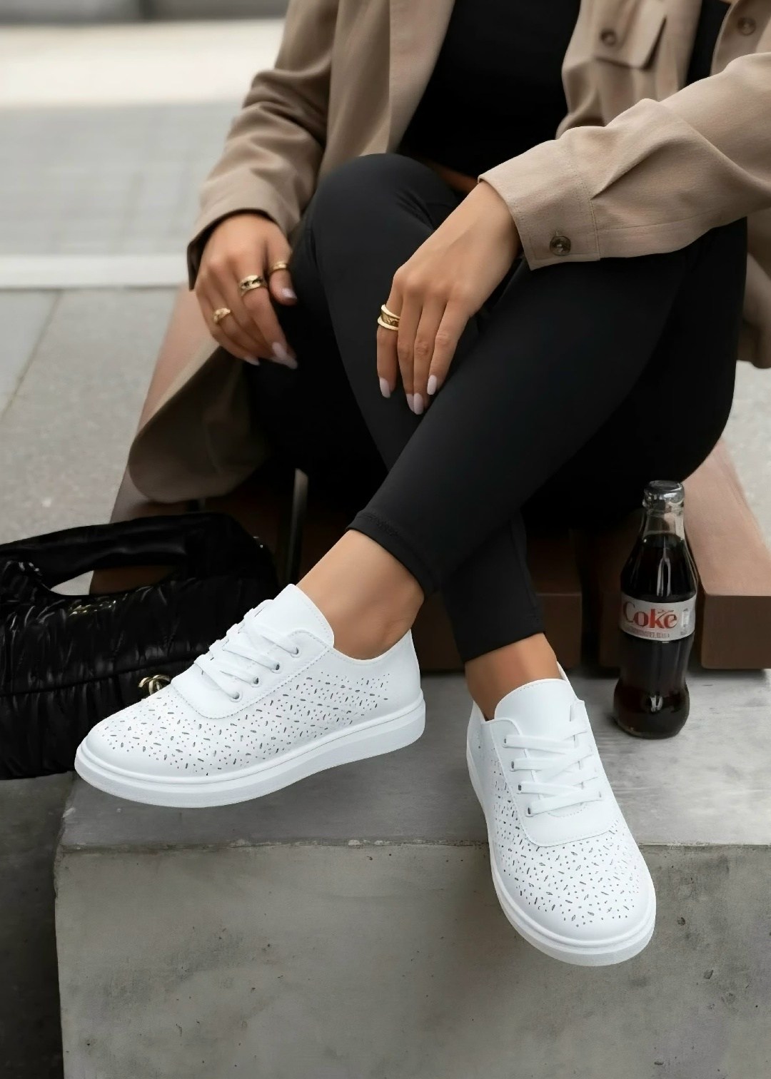 ,кеды женски,женские кеды,кроссовки белые с перфорацией женские,слипоны с перфорацией женские